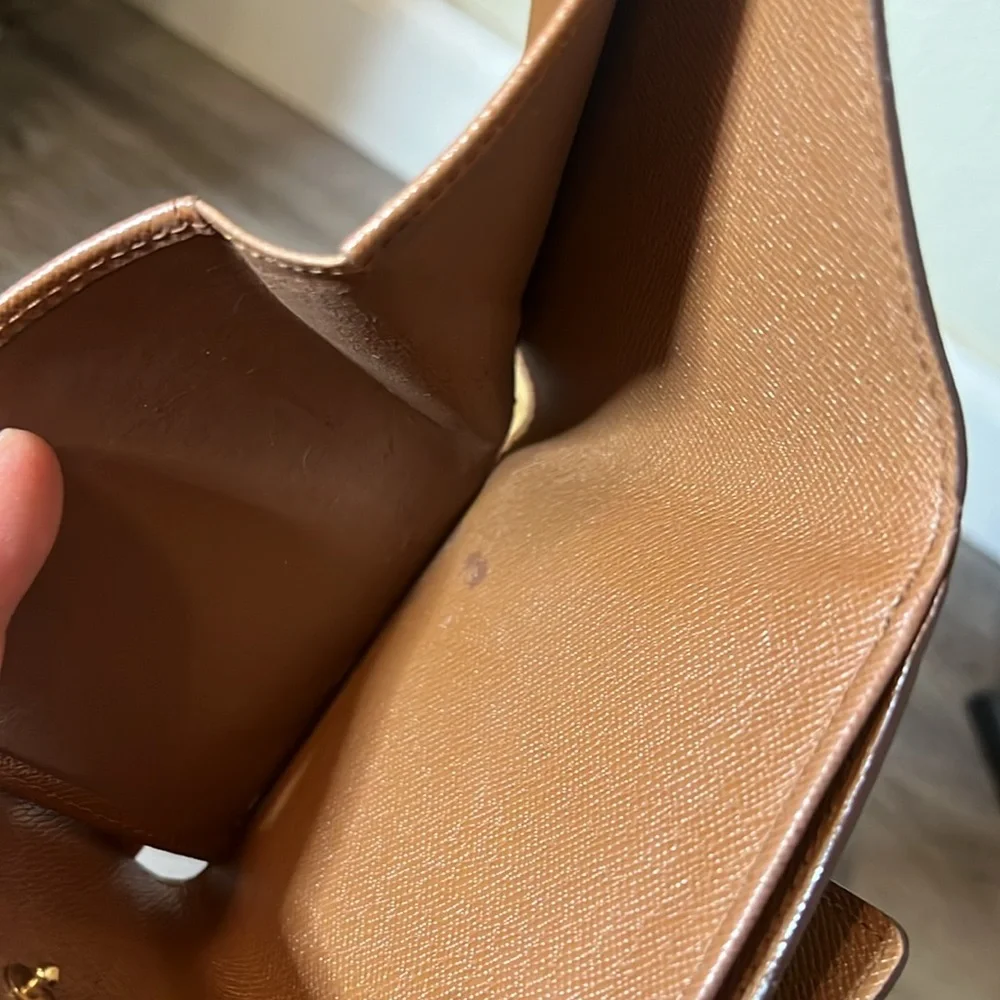 Pre loved authentic LV tri fold short wallet - Picture 8 of 8